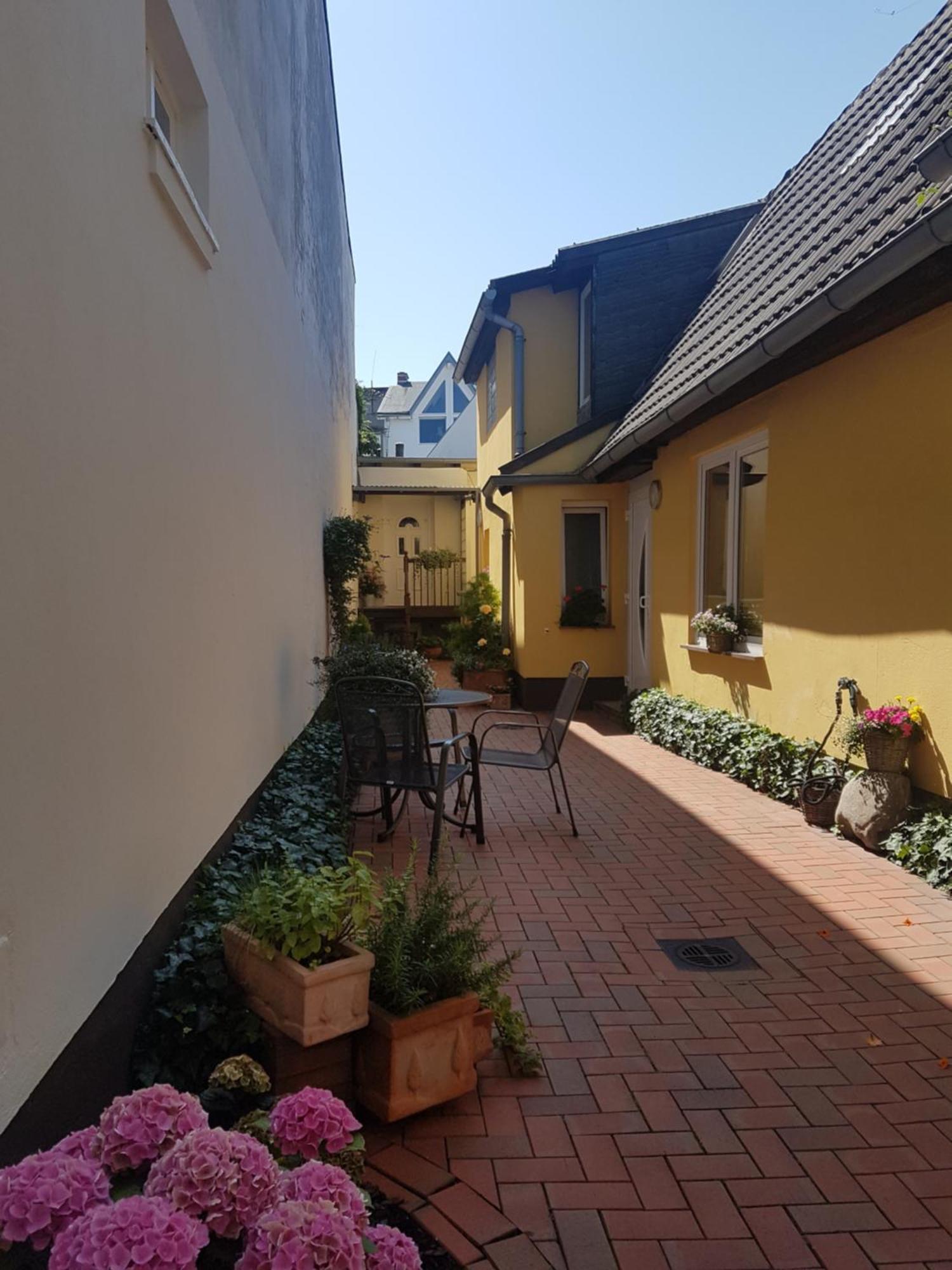 Ferienwohnung Hahns Rostock Extérieur photo